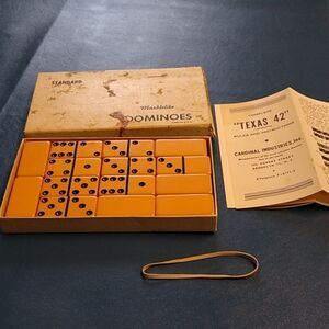 Vintage Marblelike Dominoes "Texas 42" Cardinal Industries Cottagecore Country